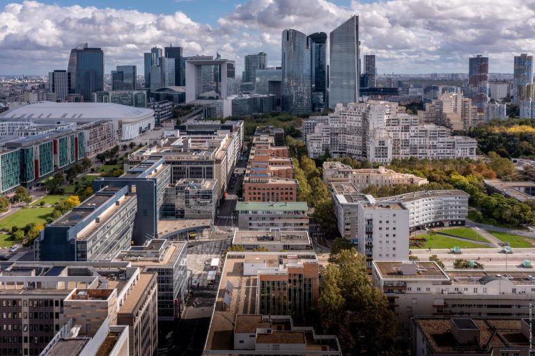 Nanterre et La Defense 1536x1023 1 768x512